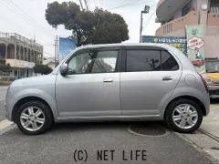 ダイハツ ミラジーノ