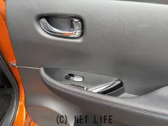 日産 リーフ