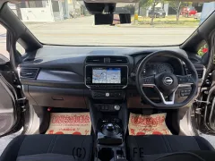 日産 リーフ