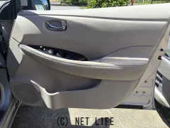 日産 リーフ