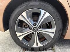 日産 リーフ