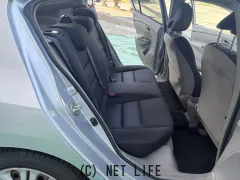 ホンダ インサイト