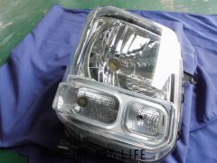 その他 17　エヴリイ　ヘッドライト(右)