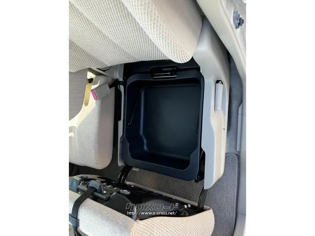 この度は当店のお車をご覧になっていただき、誠にありがとうございます。ぜひじっくりとご検討下さい。気軽にお問合せ・お見積りお待ちしております。 スズキ スペーシア