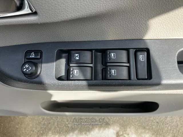 【電動格納ミラー】駐車の時もミラーを格納できます。 トヨタ ピクシスエポック