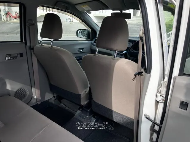 弊社でのクリーニング済み車両です。一度、実際に車を見て乗ってみてください! トヨタ ピクシスエポック