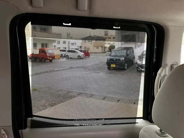 リアシート用のサンシェードを装備♪お子様や、ご家族が乗車する際も、日差しを避けることができます! 日産 デイズルークス