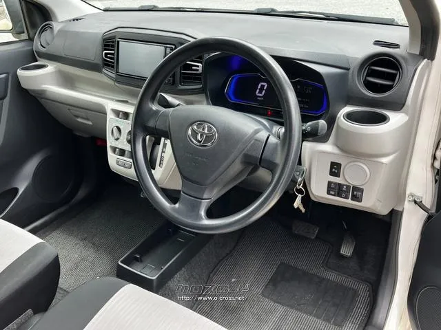 運転席周りの装備品も、実際の使い勝手を確認しながら、確認できます。 トヨタ ピクシスエポック