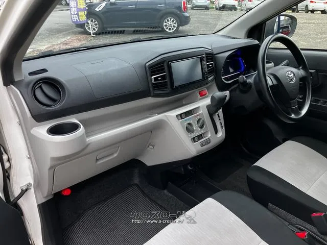 運転席周りの装備品も、実際の使い勝手を確認しながら、確認できます。 トヨタ ピクシスエポック