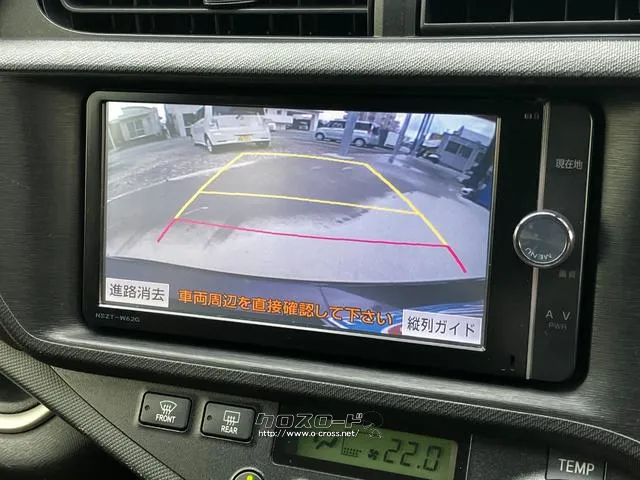 バックカメラ装着済!死角になりやすい後方もとても見やすいです☆車庫入れに自信がない方や縦列駐車が苦手な方にも、オススメな機能です!安心度もアップ! トヨタ アクア