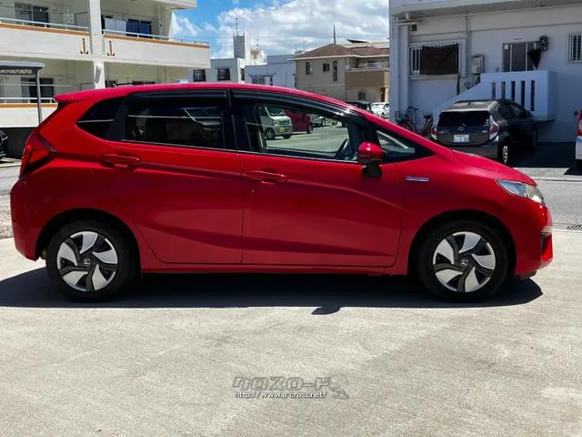 納車後も安心の有償保証をご準備しています。エンジン、ミッション、エアコンのトラブルを、全国どこでも対応可能な保証で安心のカーライフを! ホンダ フィット