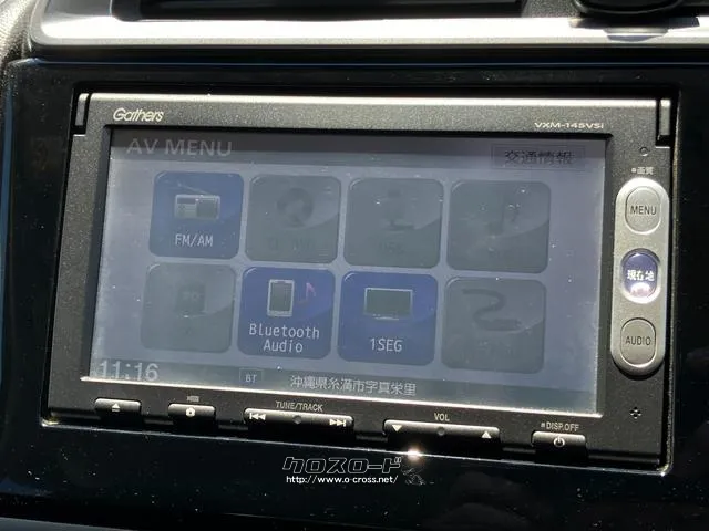 【 DVDプレイヤー 】DVDの再生ができます。長いドライブ中も運転手以外の方がDVDを見ながら過ごすこともできます。 ホンダ フィット