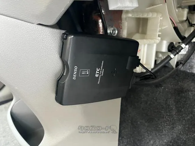 【 ETC 】高速道路の料金所をスムーズに通過できます。沖縄の高速道路料金所の渋滞をすり抜けられるかも。 ダイハツ ミライース