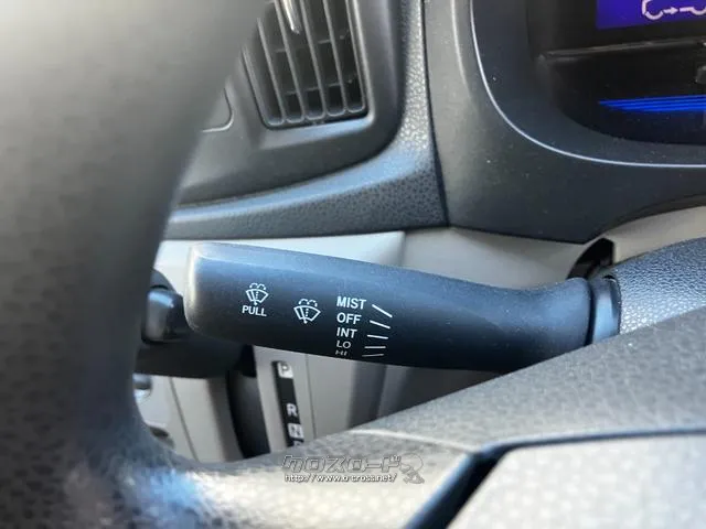 運転席周りの装備品も、実際の使い勝手を確認しながら、確認できます。 ダイハツ ミライース