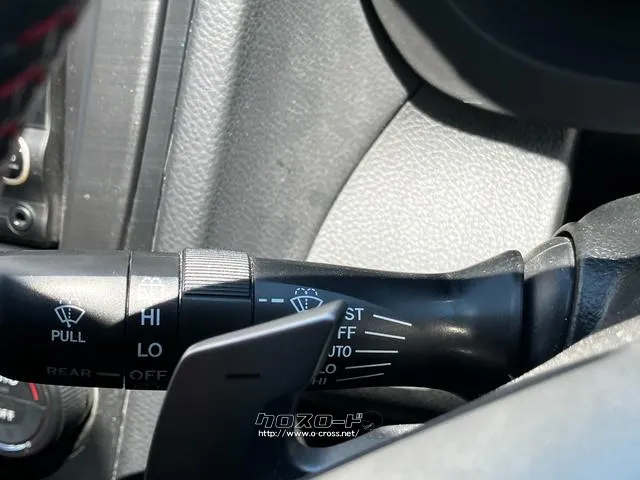 運転席側のレバー関係も重要なポイント♪車種によってついている機能も大きく違います。 スバル インプレッサスポーツ