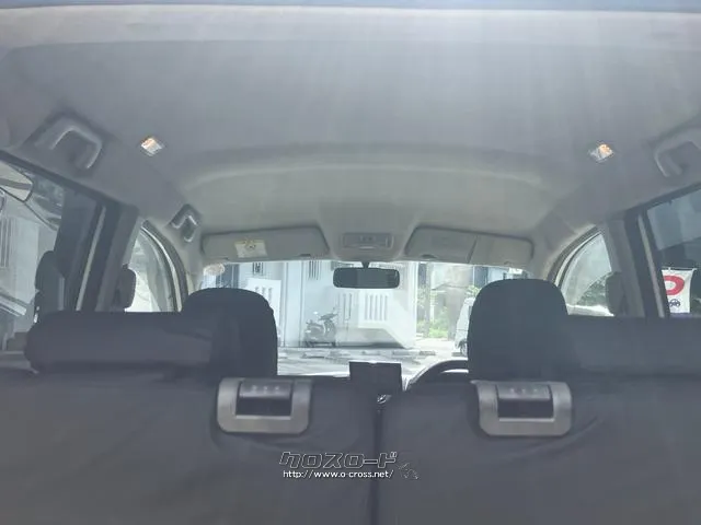天井の汚れ具合をチェックすることで、前の利用者がどのように使っていたかを確認できます。 ダイハツ ムーヴ