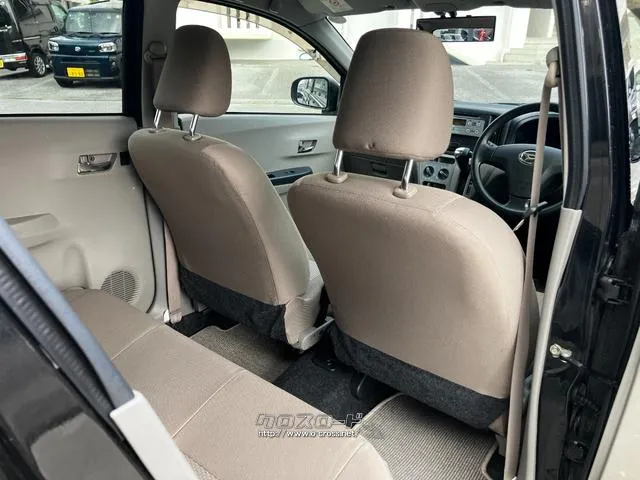 弊社でのクリーニング済み車両です。一度、実際に車を見て乗ってみてください! ダイハツ ミライース