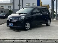 ダイハツ ミライース