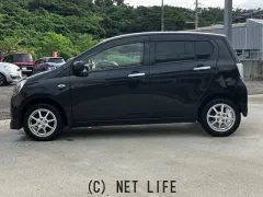 ダイハツ ミライース