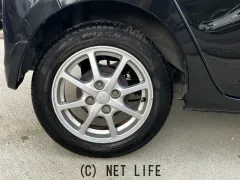ダイハツ ミライース