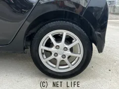 ダイハツ ミライース