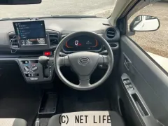 ダイハツ ミライース