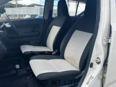 ダイハツ ミライース