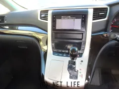 トヨタ ヴェルファイア