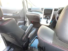 トヨタ ヴェルファイア