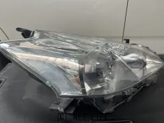 外装・エアロ 右ヘッドライト
