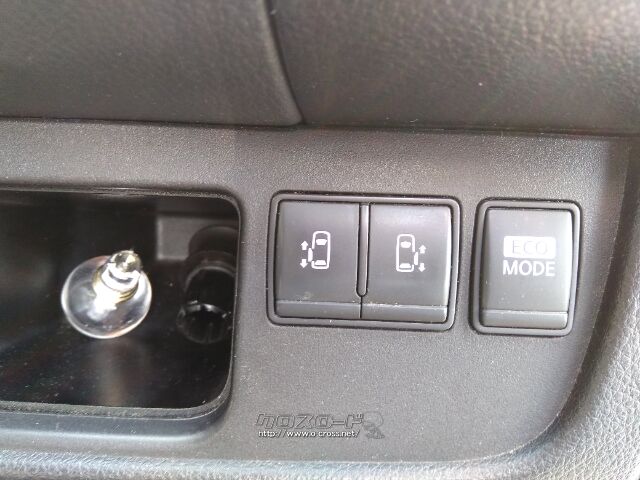 部品取車 セレナ