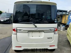 部品取車 タント