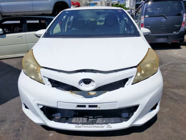 部品取車 ヴィッツ