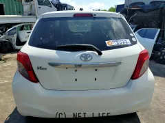 部品取車 ヴィッツ