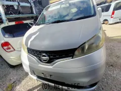 部品取車 バネット
