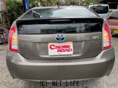 トヨタ プリウス