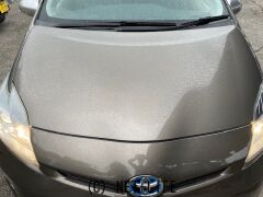 トヨタ プリウス