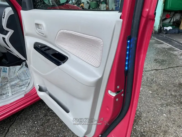 右前ドア内張 日産 デイズルークス