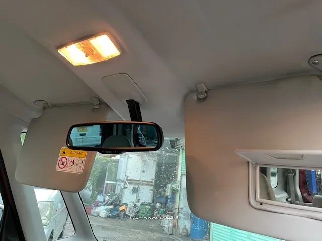 ルームミラー付近 日産 デイズルークス