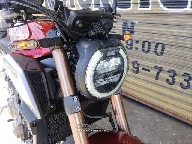 ヘッドライト、ウインカー、テールランプはLED仕様 ホンダ CB