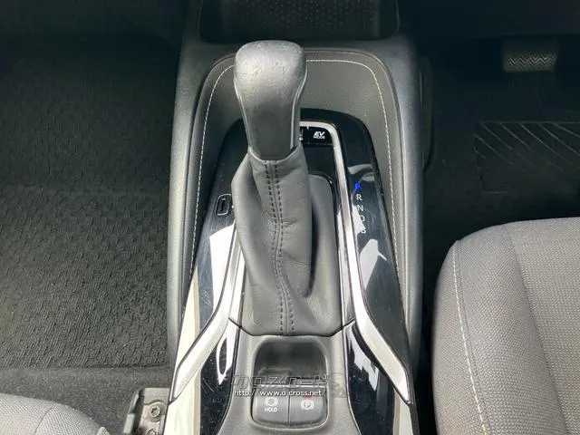 トヨタ カローラスポーツ