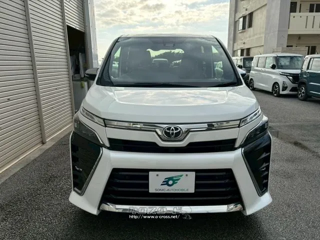 トヨタ ヴォクシー
