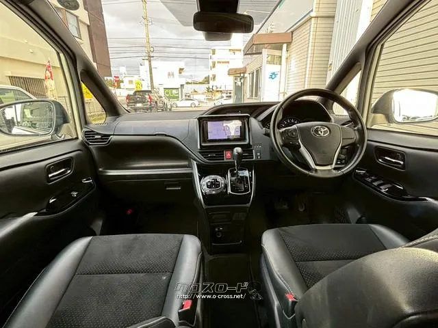 トヨタ ヴォクシー