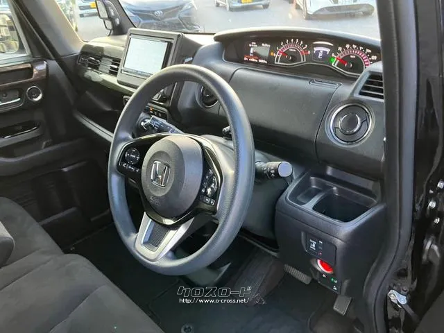 お車の購入だけでなくレンタカーもご用意できます!急な事故、旅行にもご活用下さい! ホンダ N-BOX