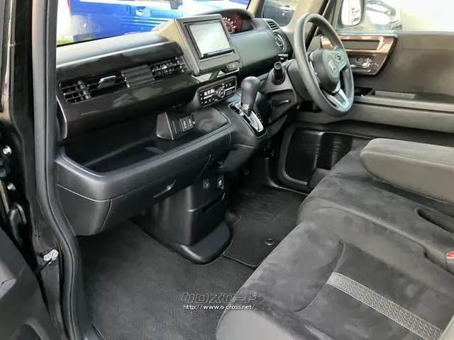 お車の相談なんでも受け付けます。お気軽にお問い合わせください(*^^)v ホンダ N-BOX