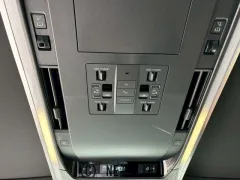 トヨタ ヴェルファイアハイブリッド