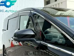 トヨタ ヴェルファイアハイブリッド