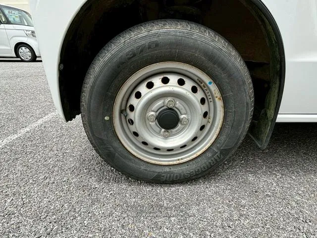 日産 NV100クリッパー