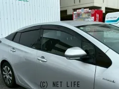 トヨタ プリウス