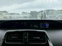 トヨタ プリウス